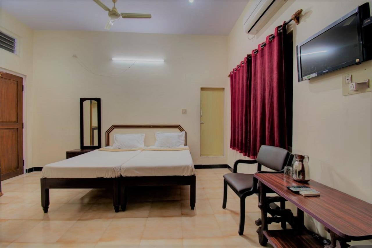 Green Haven Madikeri Luaran gambar