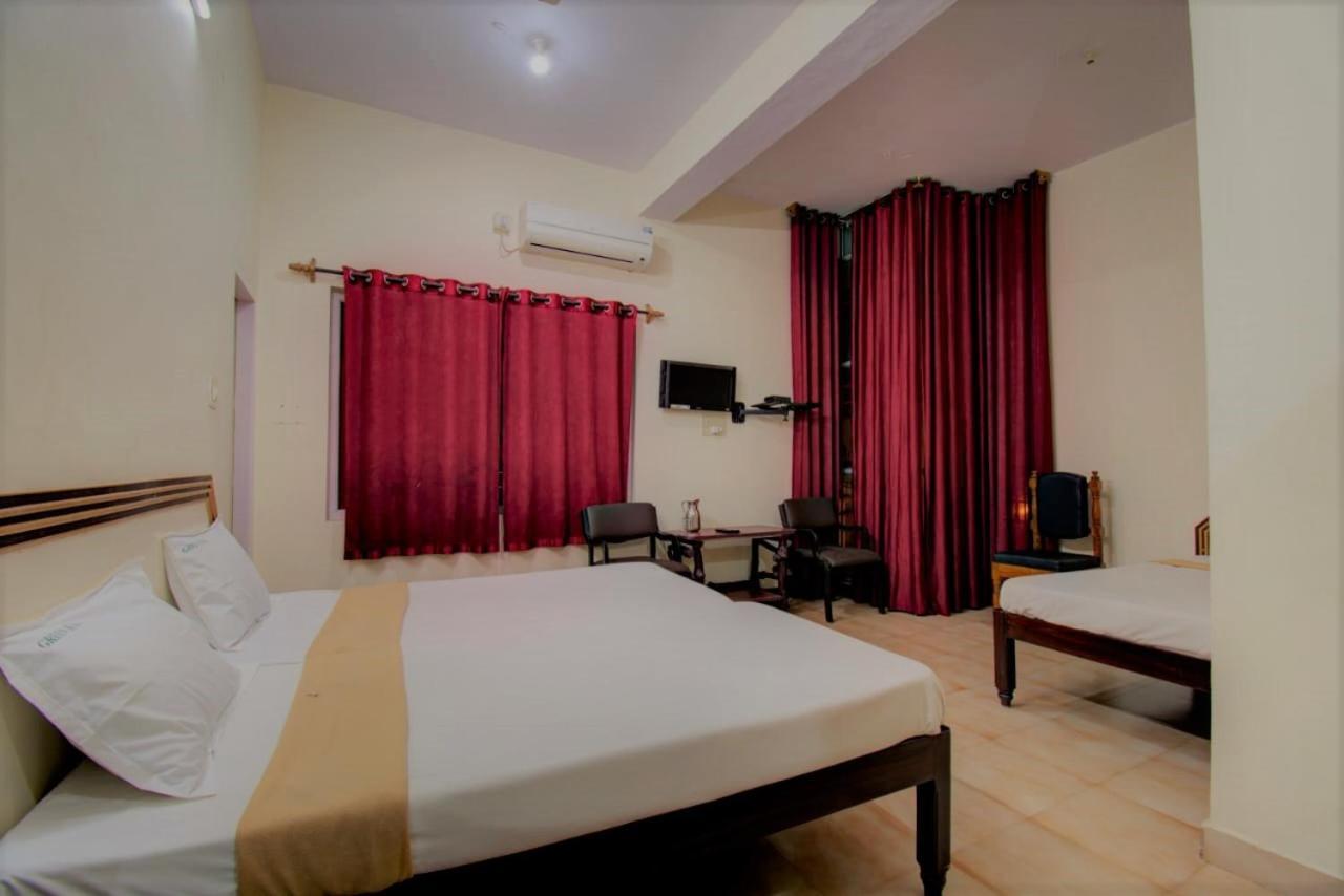 Green Haven Madikeri Luaran gambar