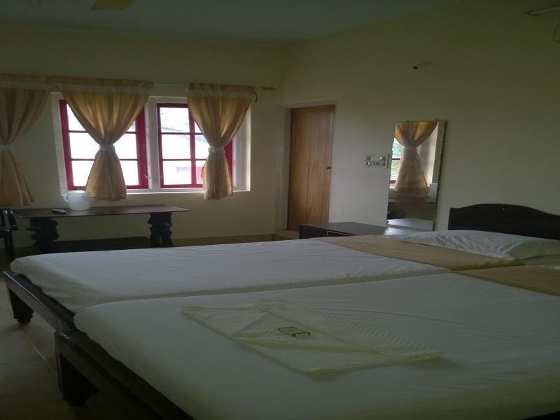 Green Haven Madikeri Luaran gambar